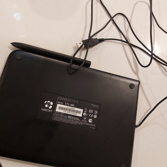 Bamboo Graphics Tablet - Picture 2 of 2